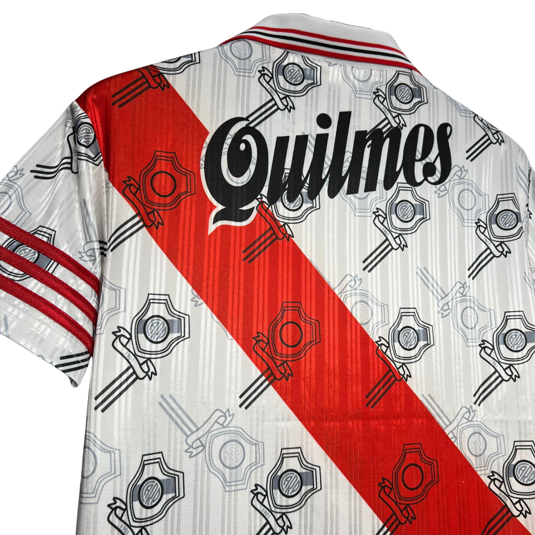 Camisa River Plate I 1995/1996 - Retrô Adidas - Branca com detalhes em vermelho