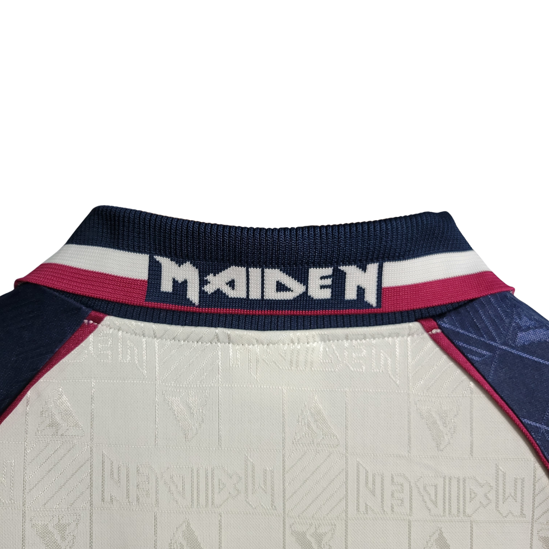 Camisa West Ham x Iron Maiden 1999 - Retrô - Branca