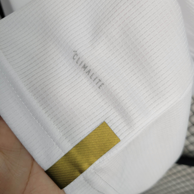 Camisa Real Madrid I 2019/2020 Manga Longa - Retrô Adidas - Branca com detalhes em dourado