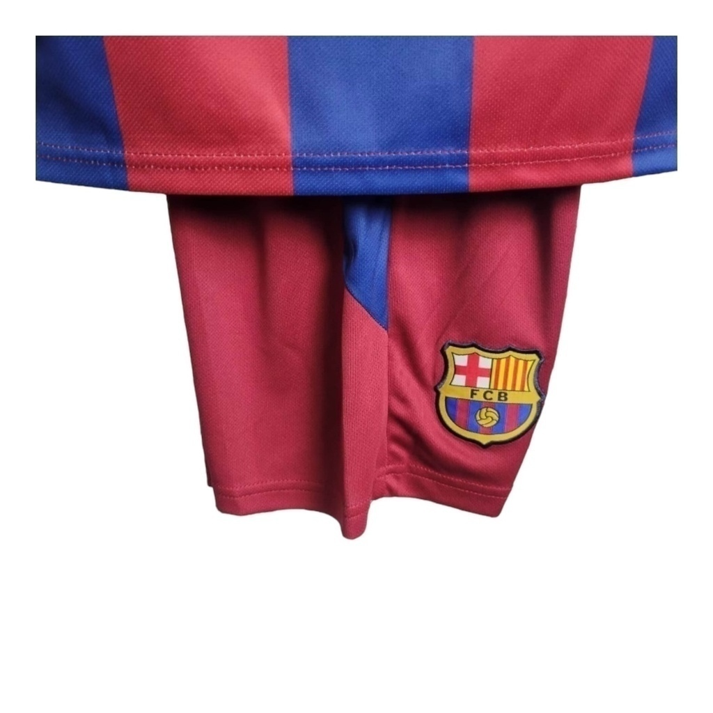 Conjunto Infantil Barcelona I 2010/2011 - Retrô Nike - Azul e vermelho com detalhes em amarelo