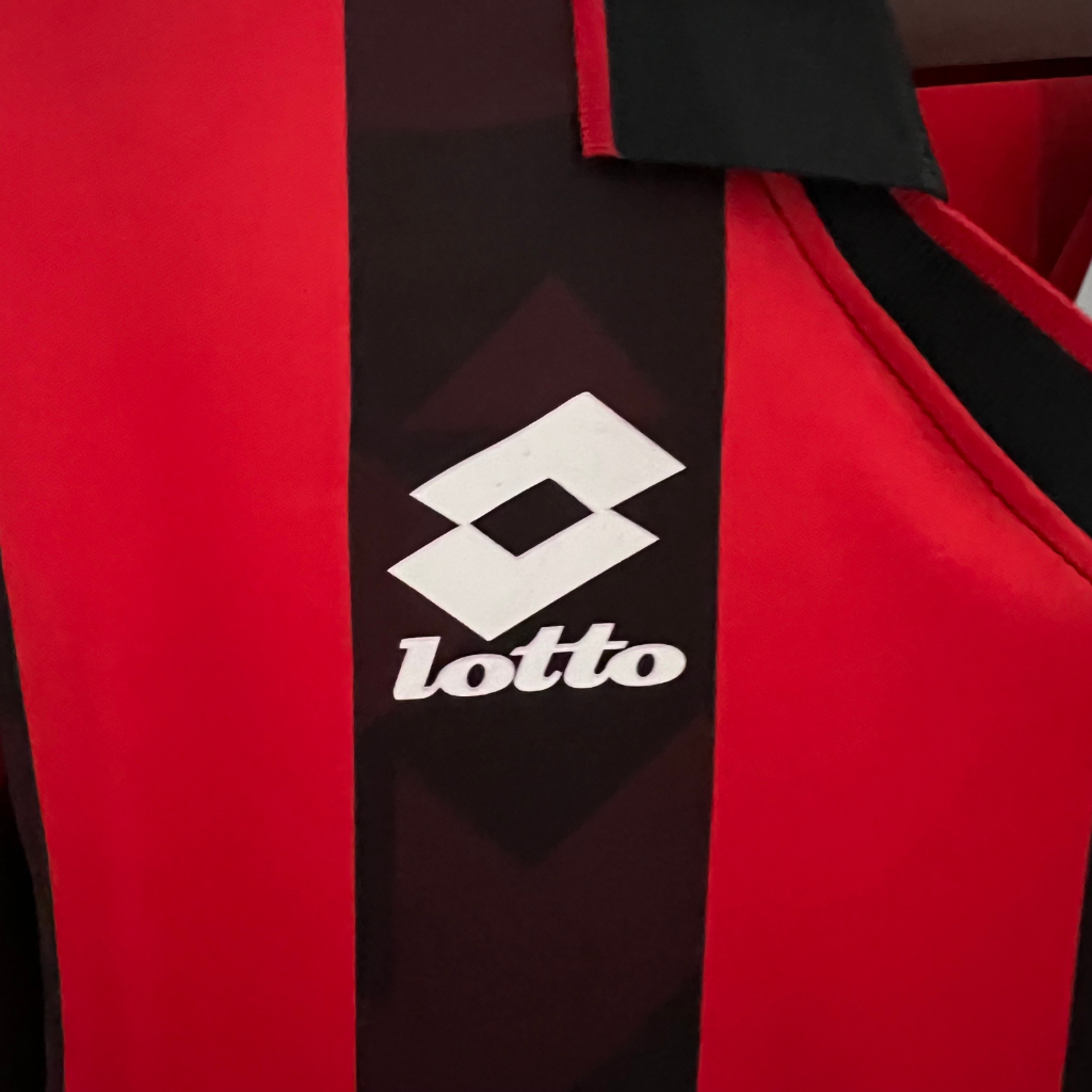 Camisa AC Milan 1988/1989 - Retrô Lotto - Vermelha e Preta