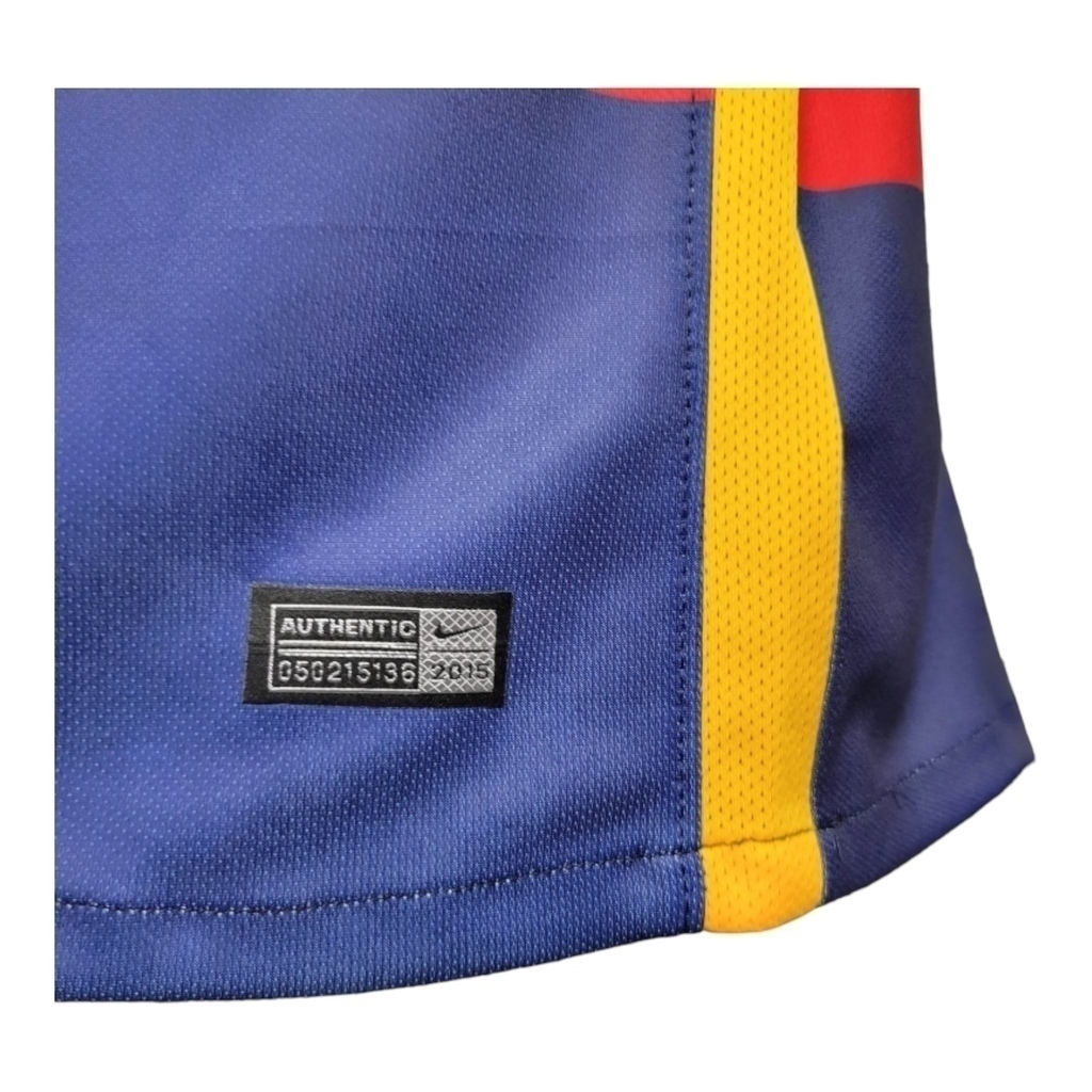 Camisa Barcelona I 2015/2016 - Retrô Nike - Azul com detalhes em vermelho e amarelo