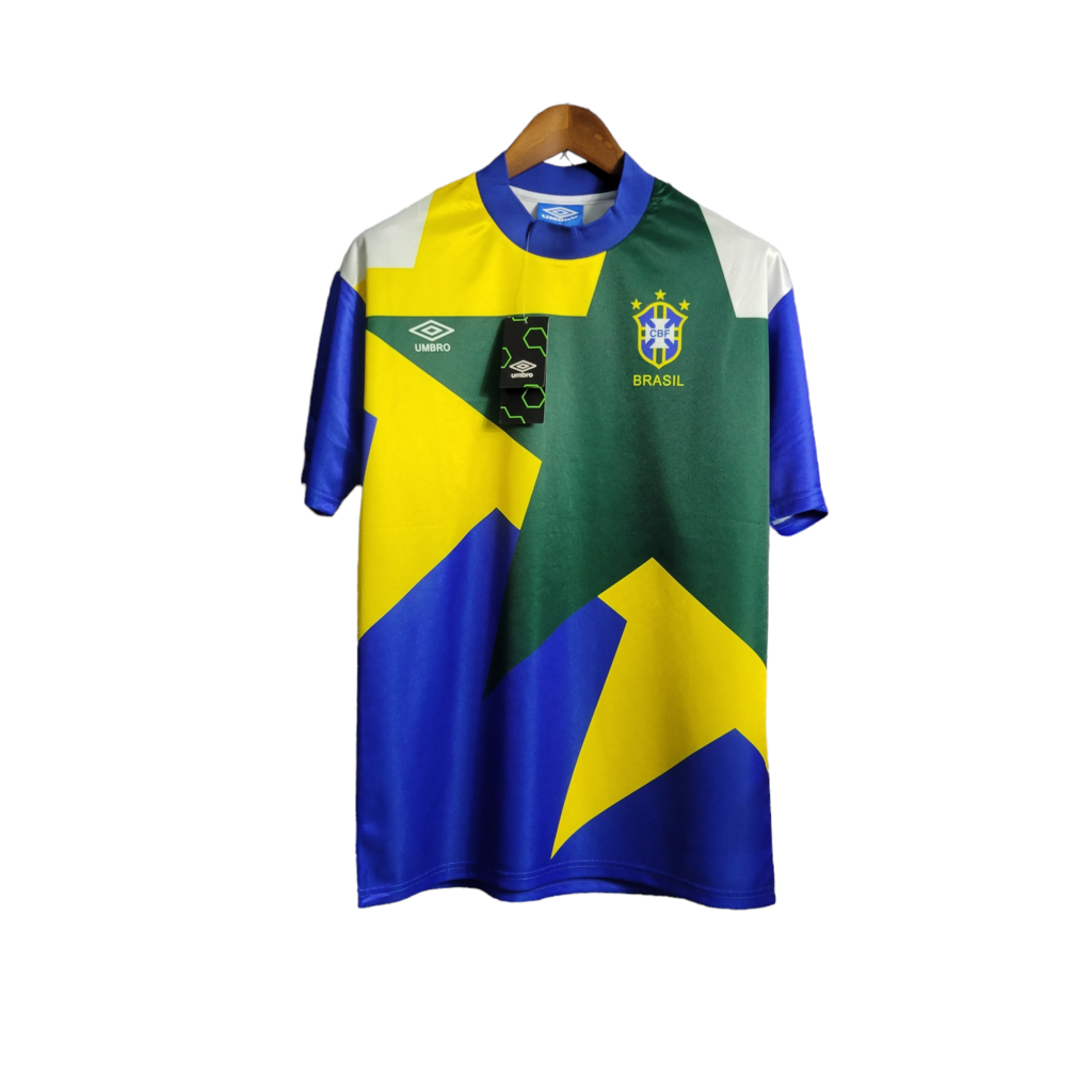 Camisa Seleção Brasileira 1991/1994 RetrÓ Umbro - Detalhes em verde. amarelo e azul