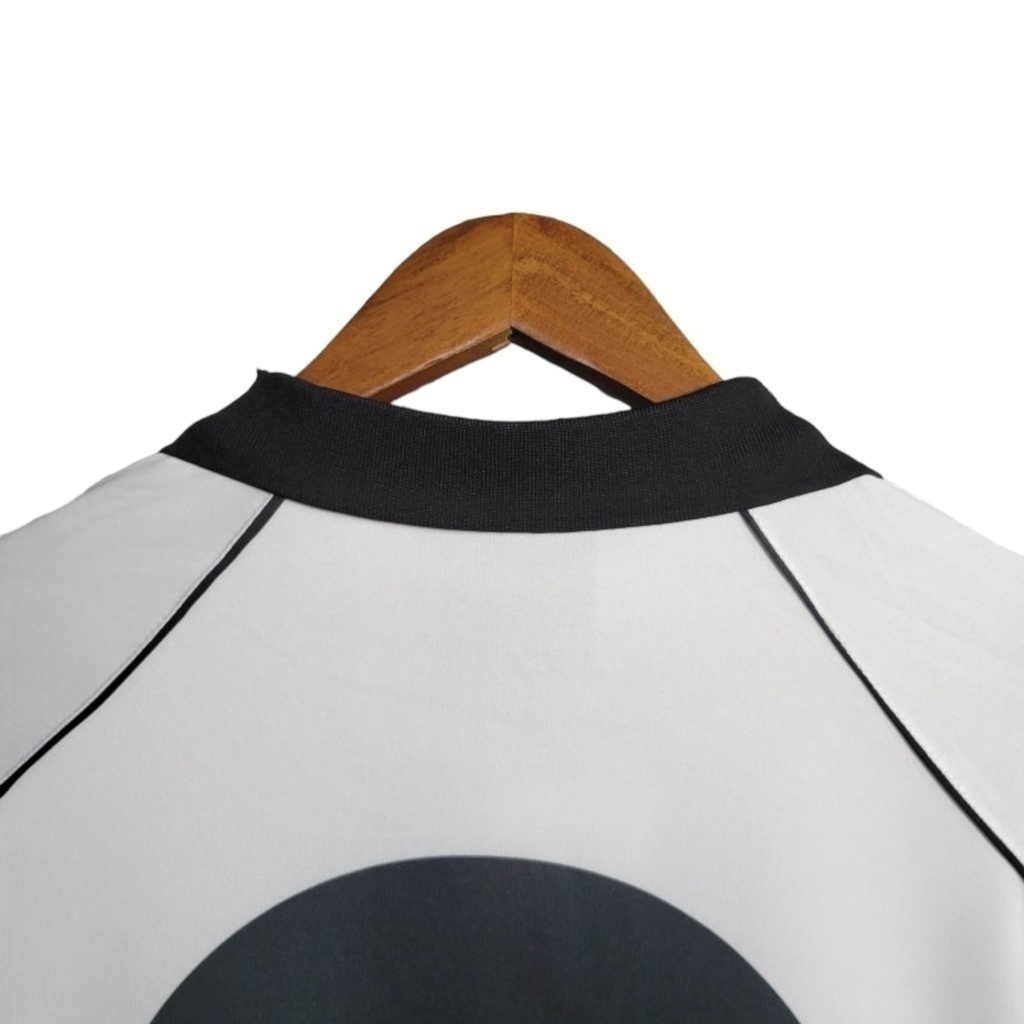 Camisa Juventus I 1997/1998 Manga Longa - Retrô Kappa - Preta e branca