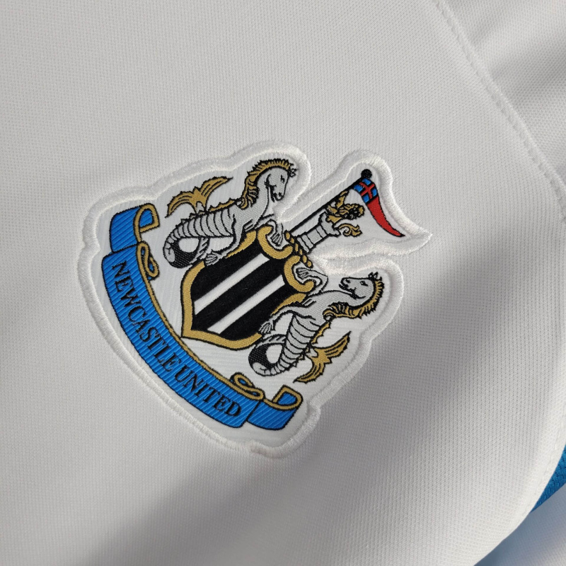 Camisa Newcastle II 1999/2000 - Retrô Adidas - Branca com detalhes em azul