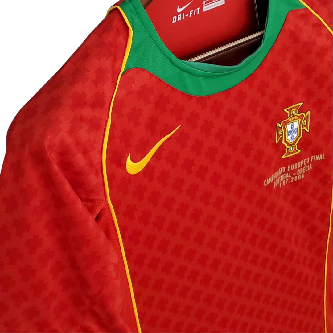 Camisa Seleção de Portugal I 2004 - Retrô Nike - Vermelha com detalhes em amarelo e verde