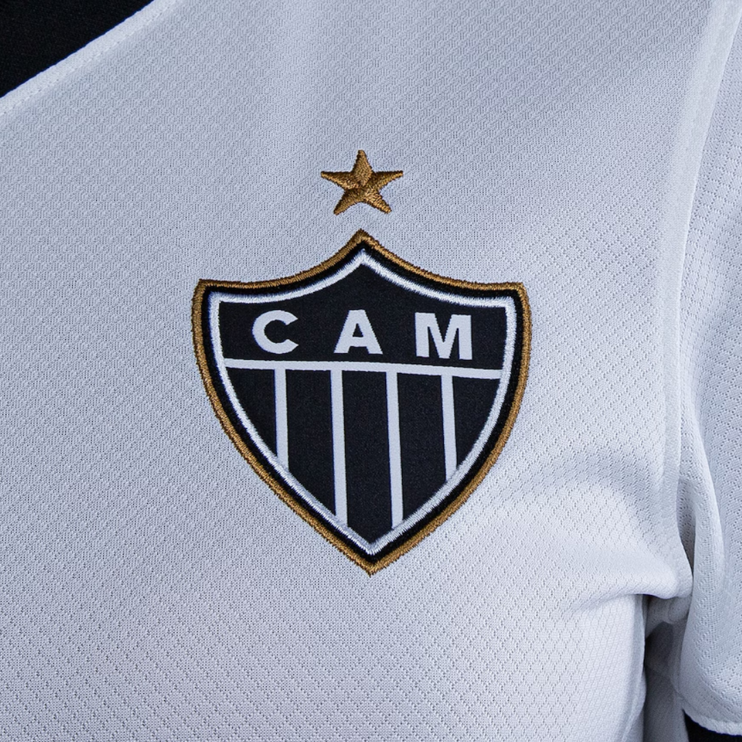 Camisa Atlético Mineiro II 26/27 - Torcedor Nike Feminina - Branca com detalhes em preto e dourado