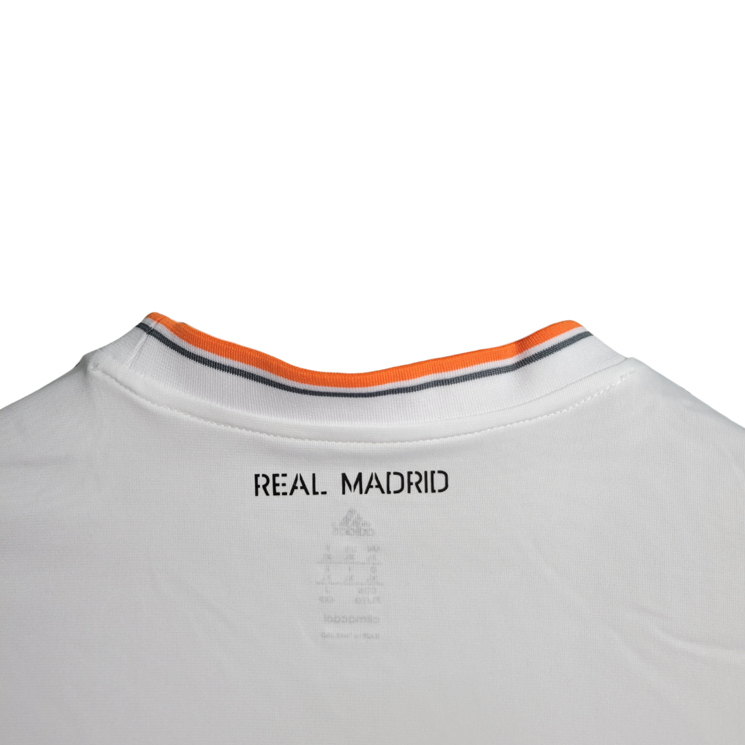 Camisa Real Madrid I 2013/2014 - Retrô Adidas - Branca com detalhes em laranja e cinza