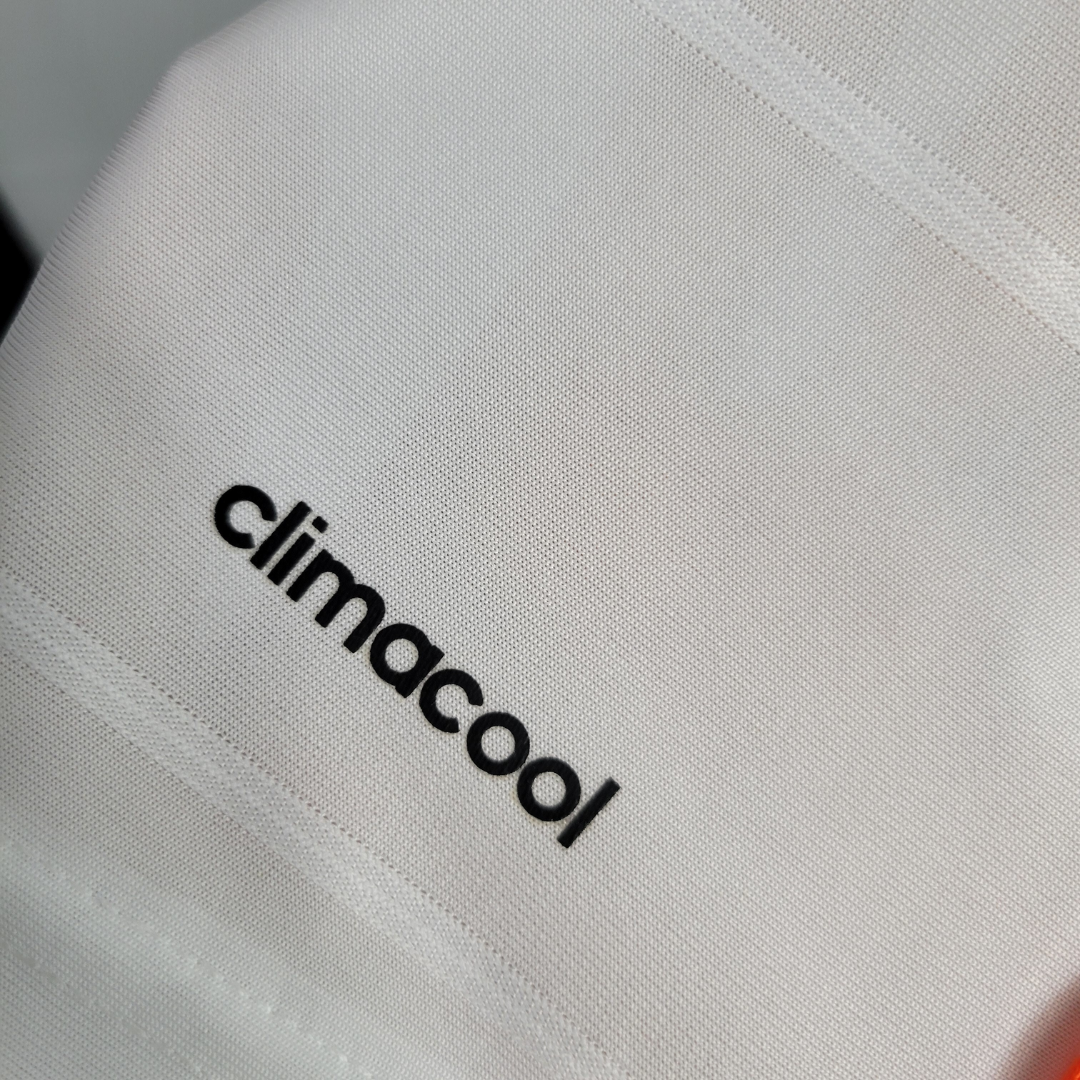 Camisa Real Madrid I 2013/2014 - Retrô Adidas - Branca com detalhes em laranja e cinza