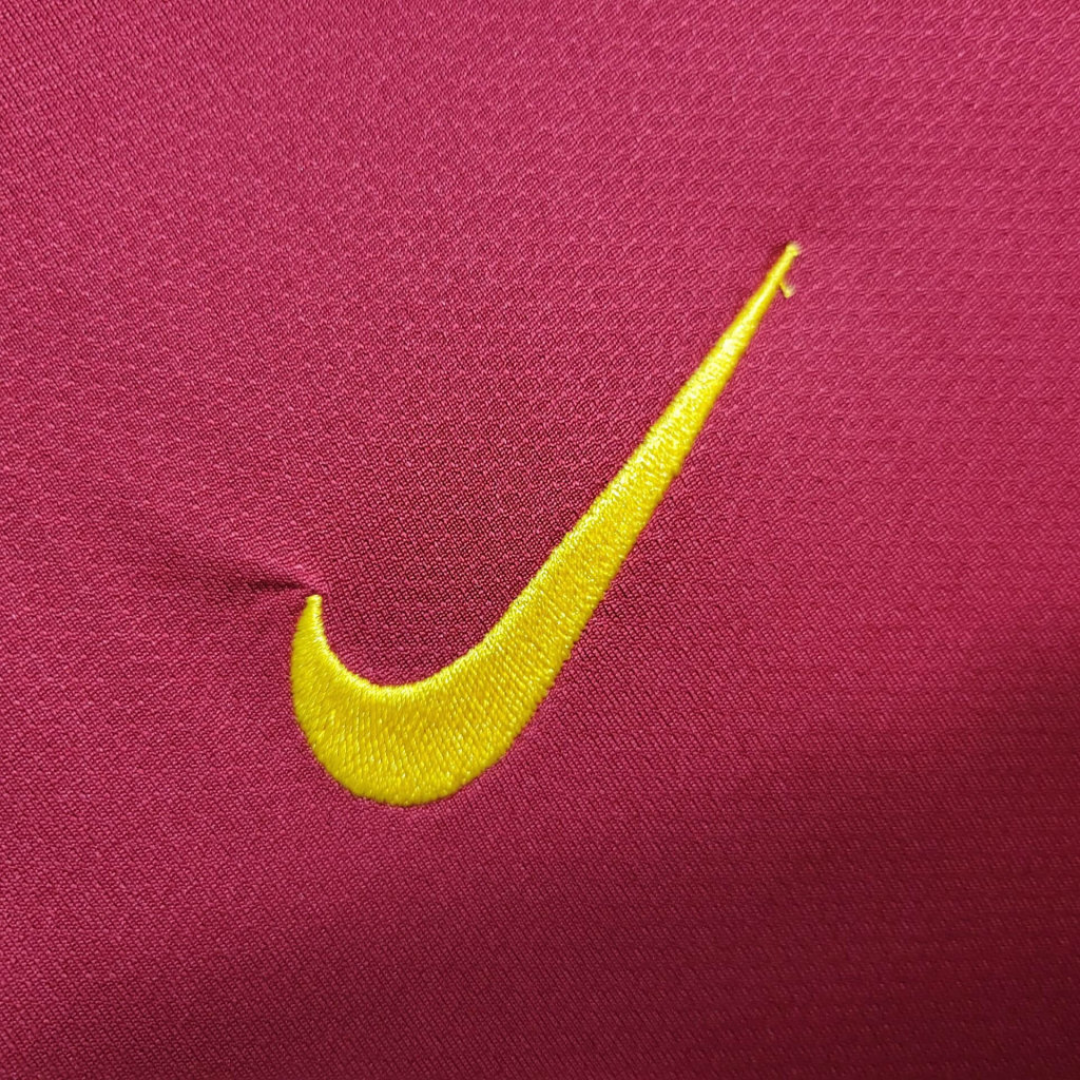 Camisa Seleção de Portugal I 2006 - Retrô Nike - Vermelha com detalhes em amarelo e verde
