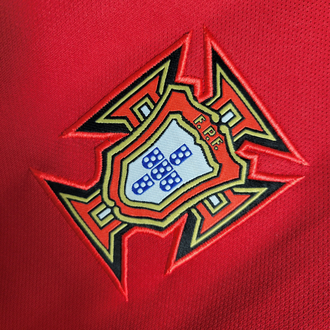 Camisa Seleção de Portugal I 2016 - Retrô Nike - Vermelha com detalhes em verde