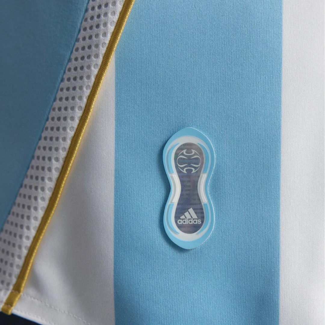 Camisa Seleção da Argentina I 2006 - Retrô Adidas - Azul e branco com detalhes em preto