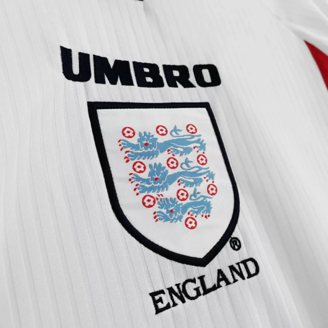 Camisa Seleção da Inglaterra I 1998 - Retrô Umbro - Branca com detalhes em azul e vermelho