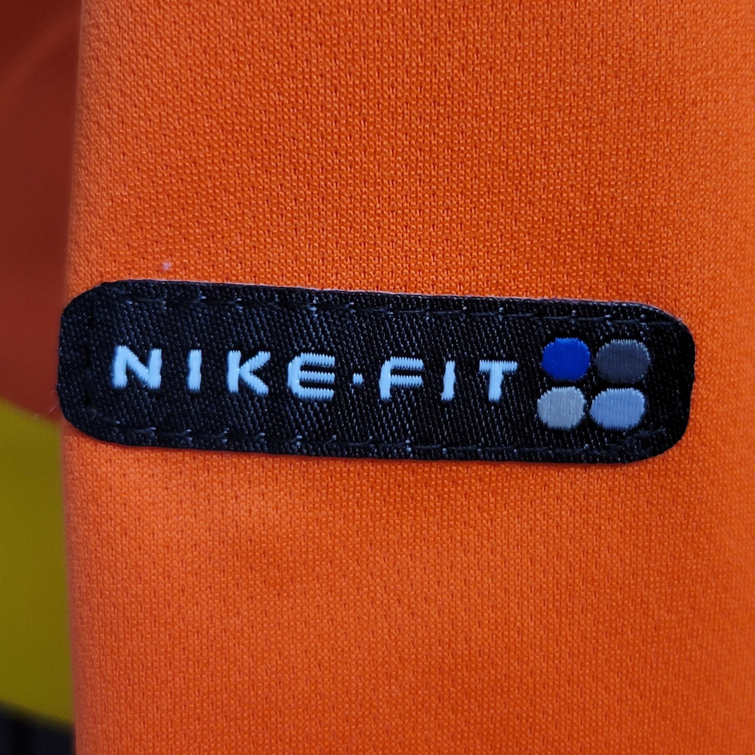 Camisa Seleção Brasileira Goleiro 1998 Manga Longa - Retrô Nike - Laranja com detalhes em amarelo