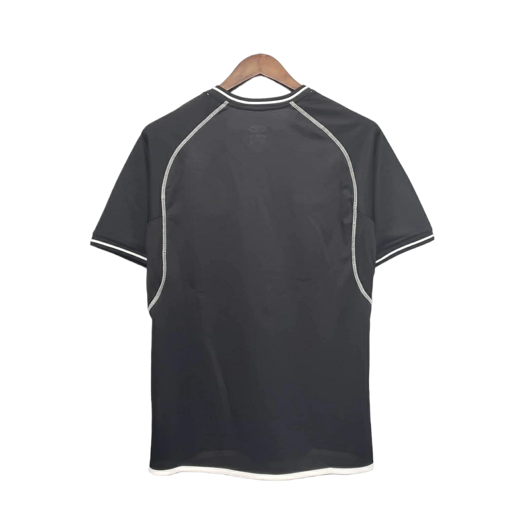 Camisa Manchester United 2000/2002 - Retrô Umbro - Preta