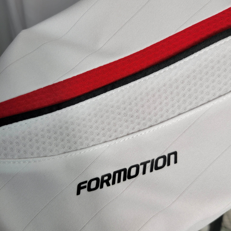 Camisa AC Milan 2006/2007 Manga Longa - Retrô Adidas - Branca com detalhes em preto e vermelho