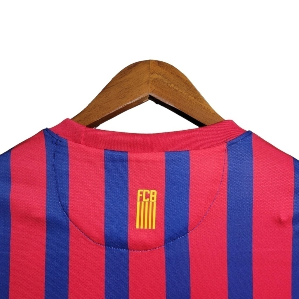 Camisa Barcelona I 2011/2012 Manga Longa - Retrô Nike - Vermelha com detalhes em azul