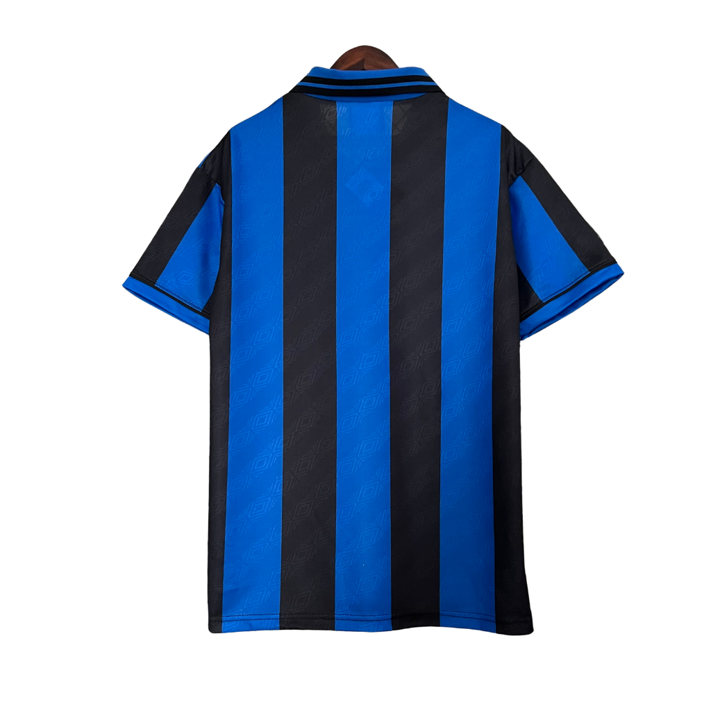Camisa Inter de Milão I 1995/1996 - Retrô Umbro - Azul e preta