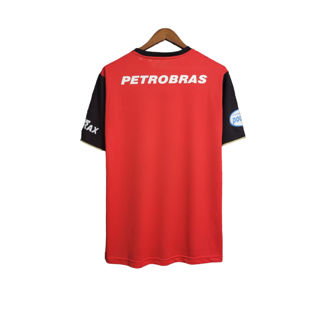 Camisa Flamengo I 2007/2008 - Retrô Nike - Vermelha e preta com detalhes em dourado no escudo