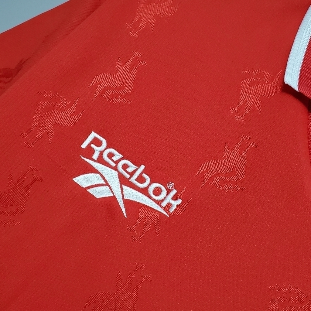 Camisa Liverpool I 1996/1997 - Retrô Reebok - Vermelha com detalhes em branco