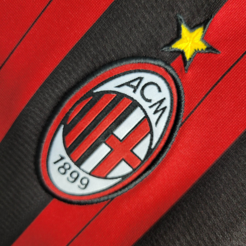 Camisa AC Milan 2013/2014 Manga Longa - Retrô Adidas - Preta e vermelha com detalhes em dourado