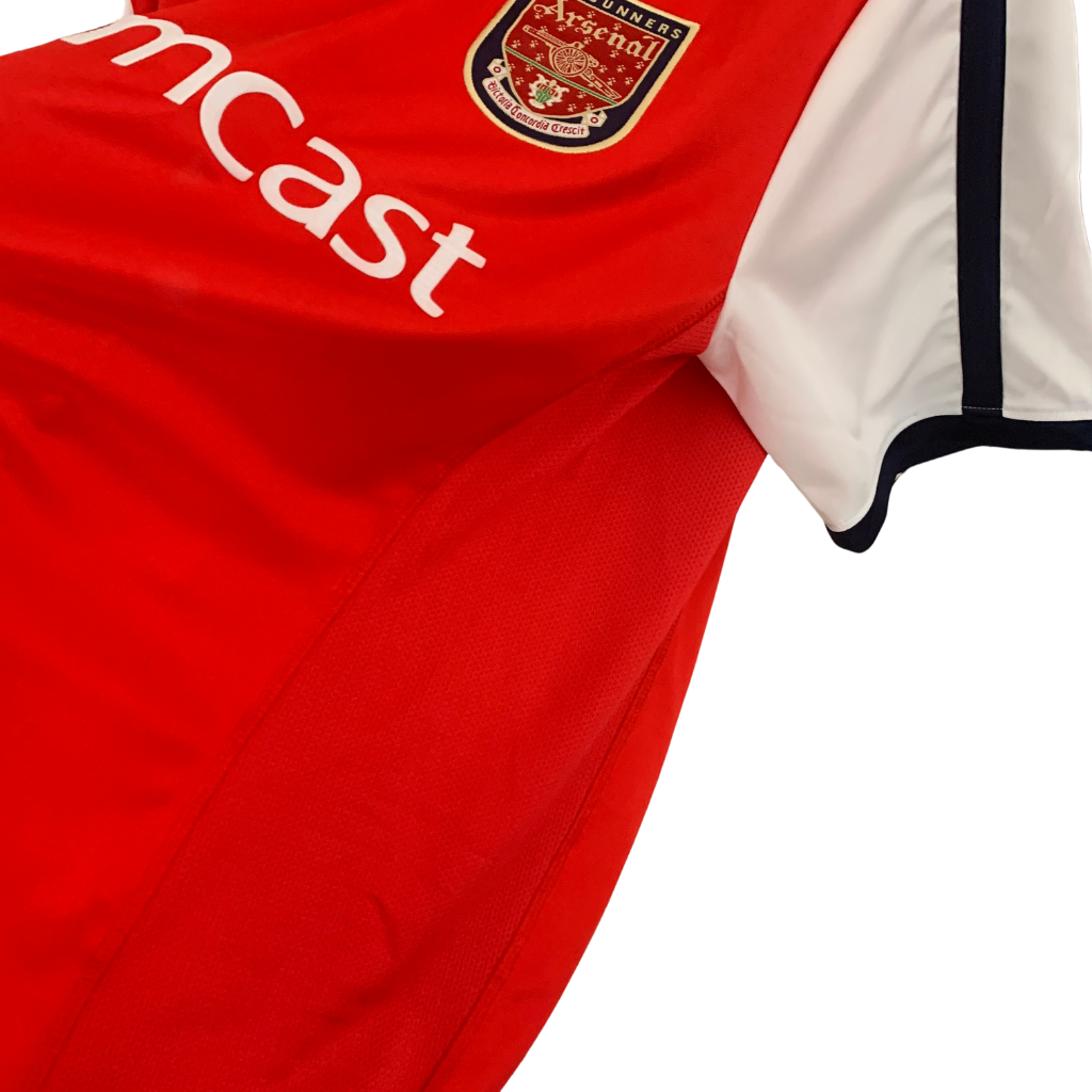 Camisa Arsenal 2001/2002 - Retrô Nike - Vermelha