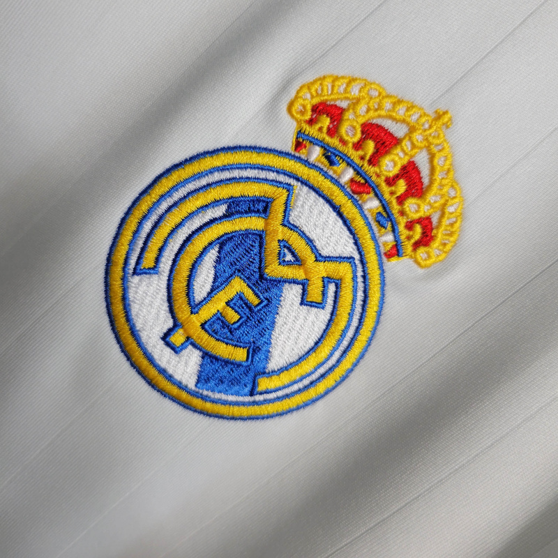 Camisa Real Madrid I 2006/2007 - Retrô Adidas - Branca com detalhes em preto e cinza