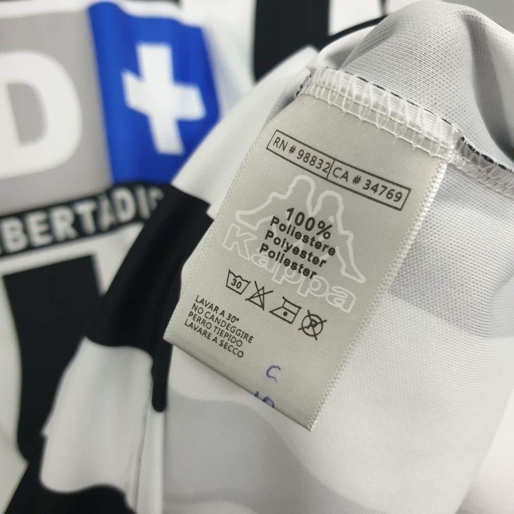 Camisa Juventus I 1999/2000 - Retrô Kappa - Preta e branca