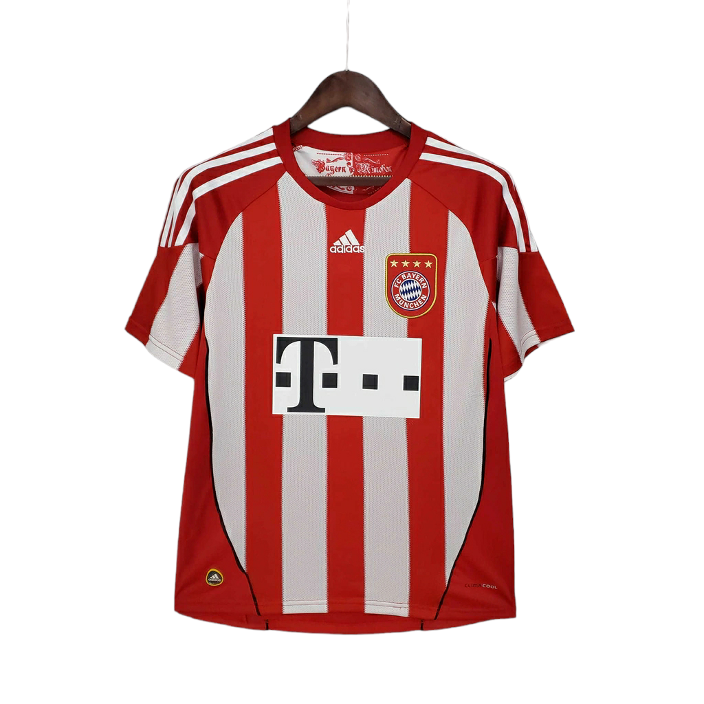 Camisa Bayern Munich 2010/2011 - Retrô Adidas - Vermelha e branca