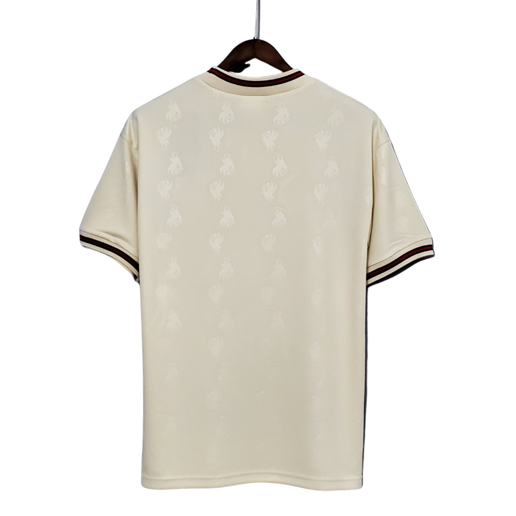 Camisa Liverpool II 1996/1997 - Retrô Reebok - Bege com detalhes em vermelho