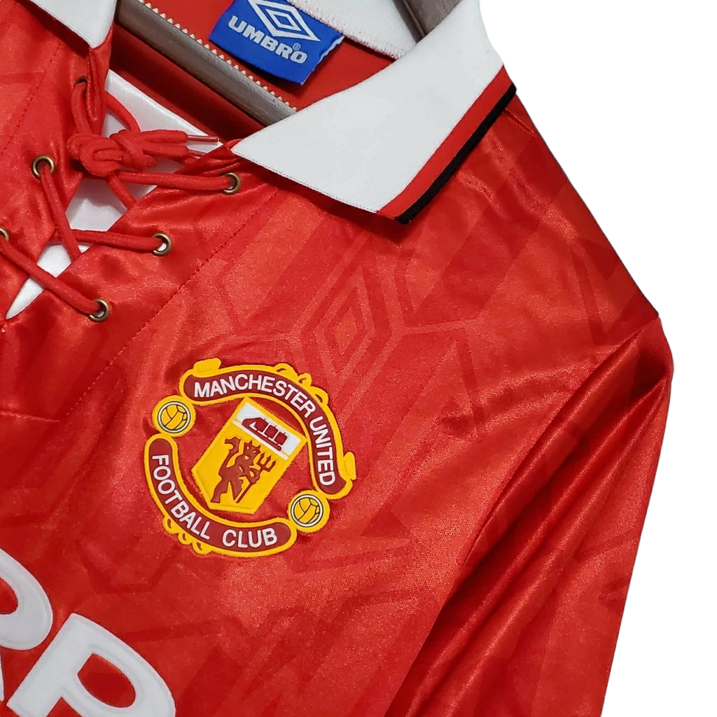Camisa Manchester United 1992/1994 - Retrô Umbro - Vermelha com detalhes em branco