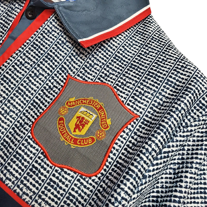 Camisa Manchester United 1995/1996 - Retrô Umbro - Cinza