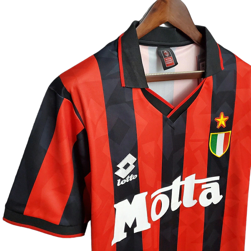 Camisa AC Milan I 1993/1994 - Retrô Lotto - Vermelha e preta