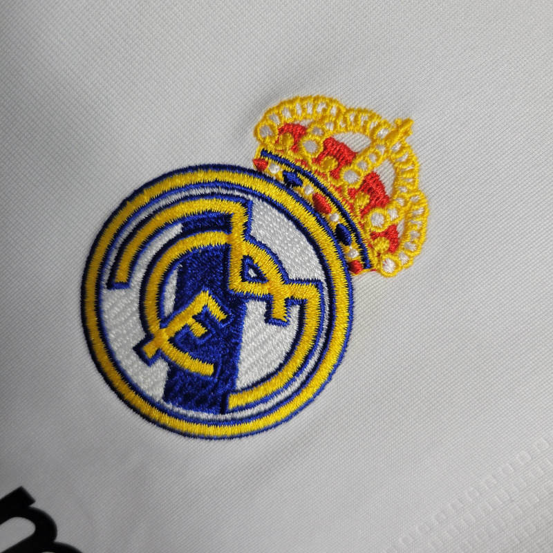 Camisa Real Madrid I 2009/2010 Manga Longa - Retrô Adidas - Branca com detalhes em preto e amarelo