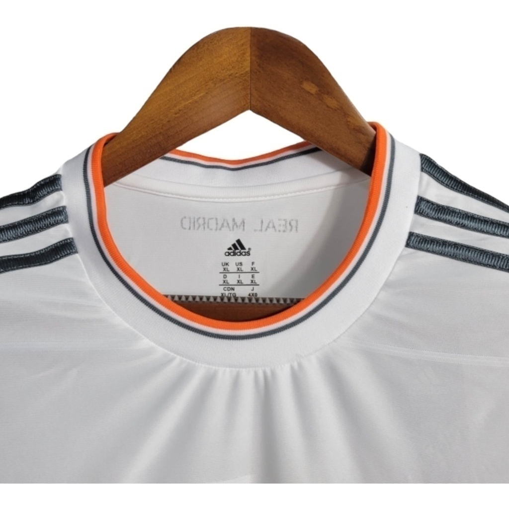 Camisa Real Madrid I 2013/2014 Manga Longa - Retrô Adidas - Branca com detalhes em cinza e laranja