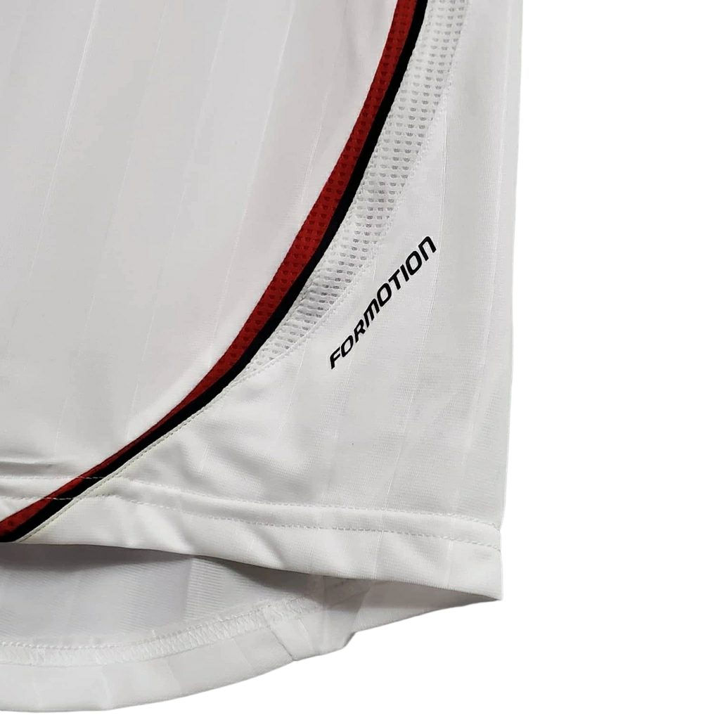 Camisa AC II Milan 2006/2007 - Retrô Adidas - Branca com detalhes em vermelho