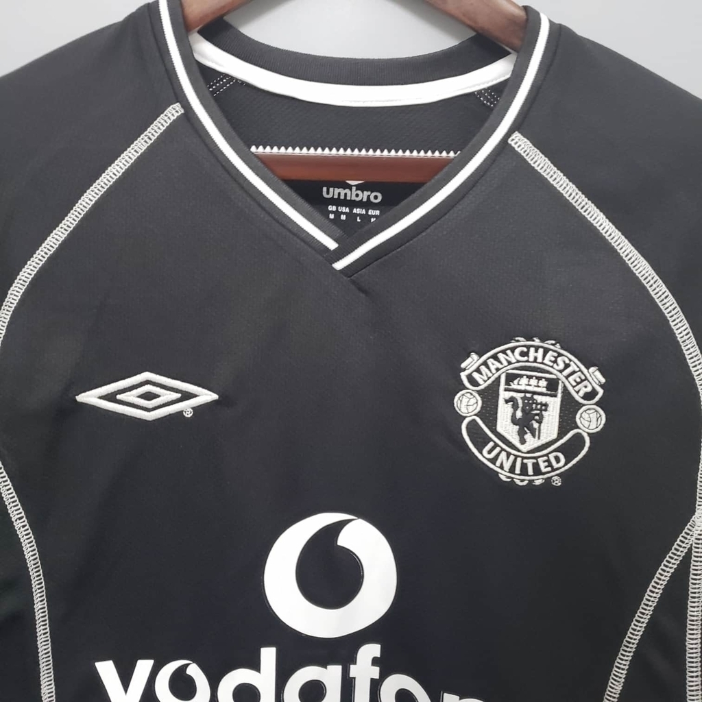 Camisa Manchester United 2000/2002 - Retrô Umbro - Preta