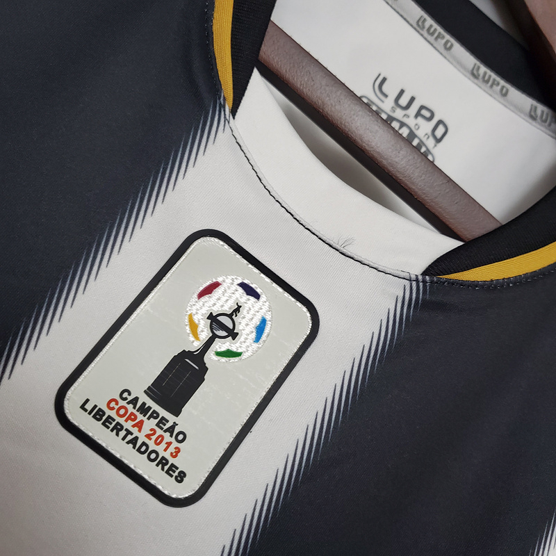 Camisa Atlético Mineiro I 2013 - Retrô Lupo - Preta e branca