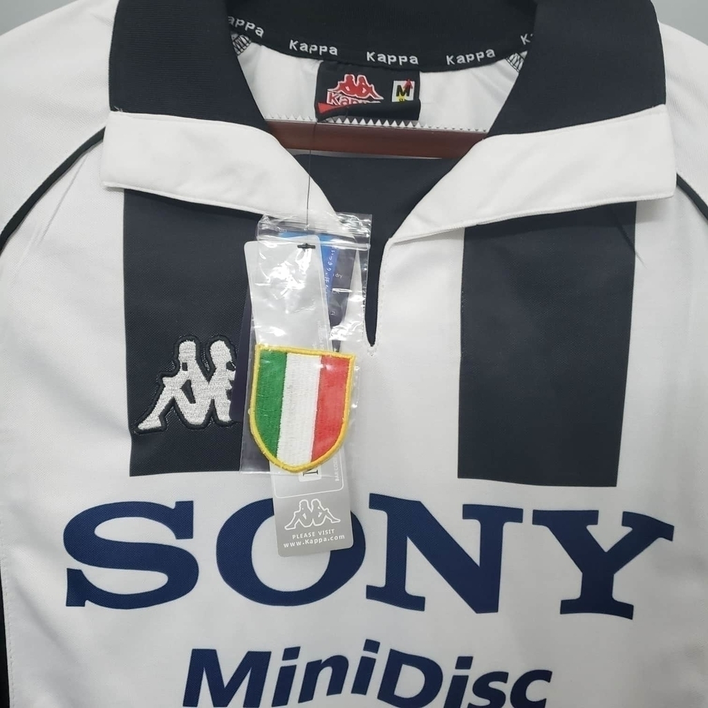 Camisa Juventus I 1997/1998 - Retrô Kappa Mascukina - Preta e branca