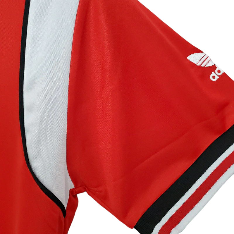Camisa Manchester United 1985/1986 - Retrô Adidas - Vermelha