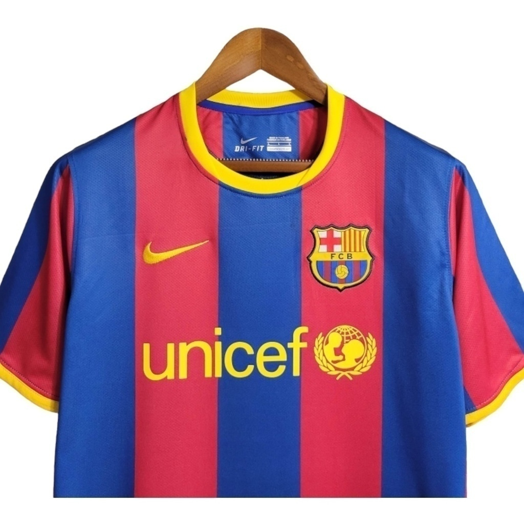 Camisa Barcelona I 2010/2011 - Retrô Nike - Azul e vermelha com detalhes em amarelo
