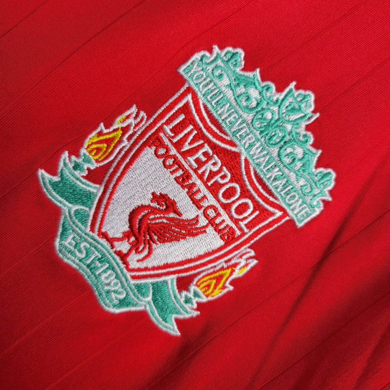 Camisa Liverpool I 2006/2007 - Retrô Adidas - Vermelha com detalhes em branco