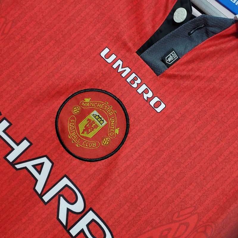 Camisa Manchester United I 1996 Manga Longa - Retrô Nike - Vermelha com detalhes em preto