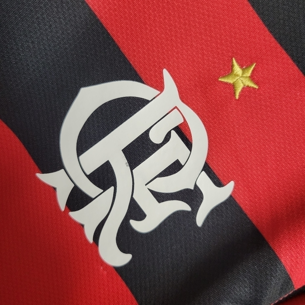 Camisa Flamengo I 2008/2009 Manga Longa - Retrô Nike - Vermelha e preta com detalhes em branco e dourado