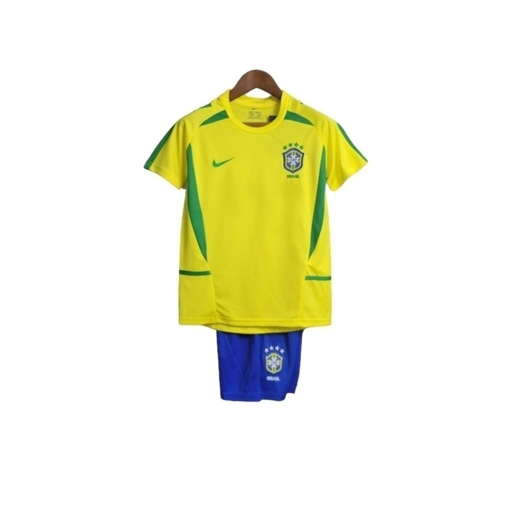 Conjunto Infantil Seleção Brasileira 2002 - Retrô Nike - Amarelo com detalhes em verde
