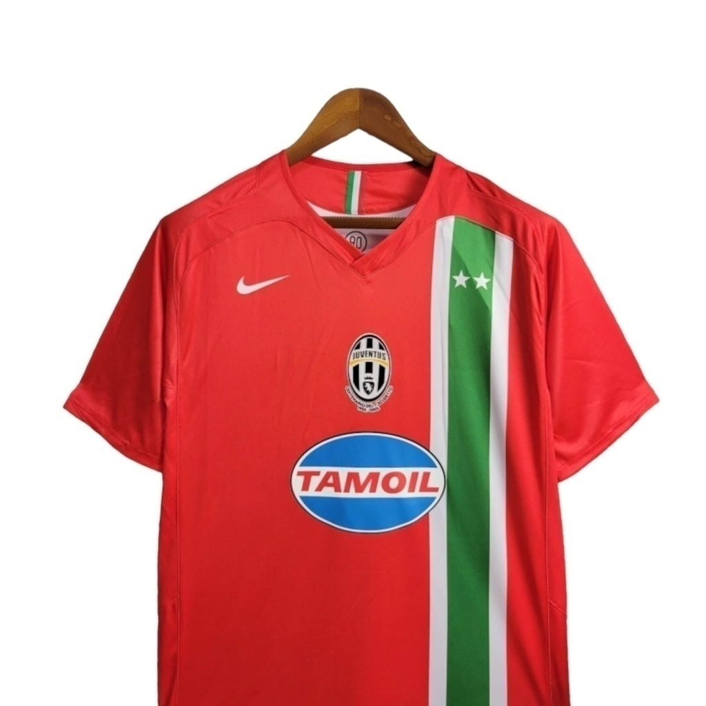 Camisa Juventus II 2005/2006 - Retrô Nike - Vermelha com detalhes em verde e branco