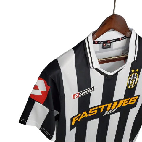 Camisa Juventus I 2001/2002 - Retrô Lotto - Preta e branca
