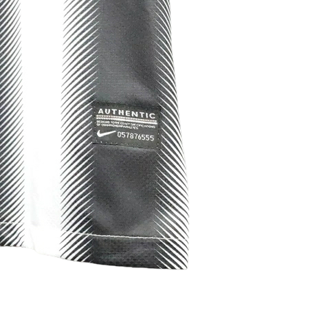 Camisa Juventus 2011/2012 - Retrô Nike - Preta e branca