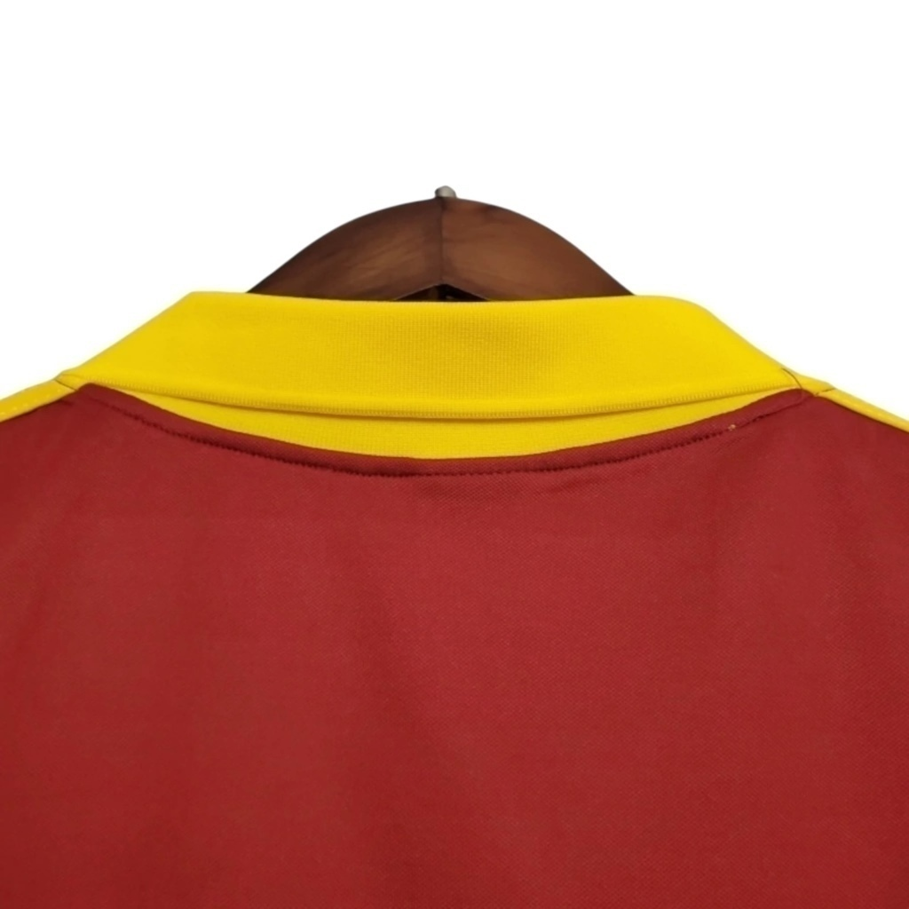 Camisa Roma I 1991/1992 - Retrô Adidas - Vermelha com detalhes em amarelo