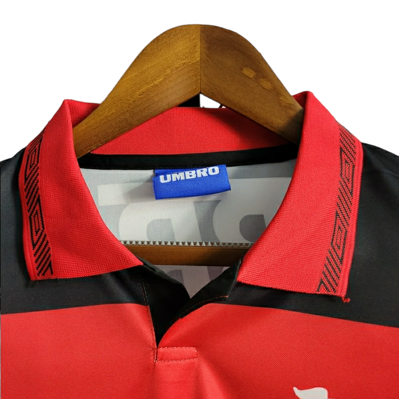 Camisa Flamengo I 1992/1993 - Retrô Umbro - Vermelha com detalhes em branco com patrocinio Lubrax